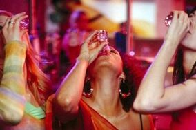 Girls drink alcohol how to have them stopped